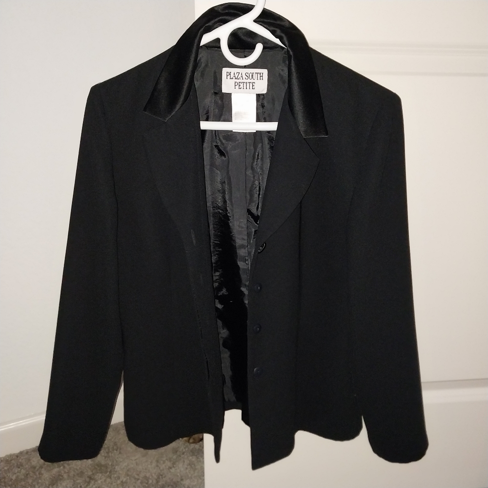 Plaza South Petite Black Blazer